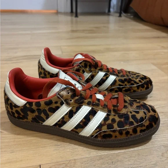 Adidas Originals OG Samba Cheetah Print Sneakers with Red Highlights women’s 8.5 - Picture 2 of 7